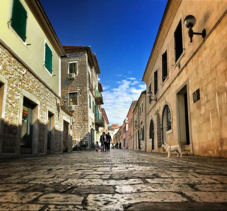 Apartment Old Town Χέρτσεγκ Νόβι Εξωτερικό φωτογραφία