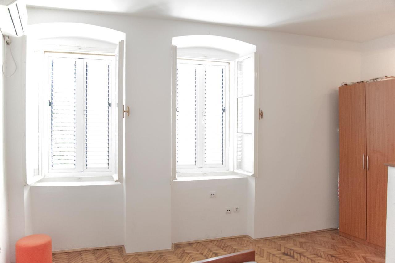 Apartment Old Town Χέρτσεγκ Νόβι Εξωτερικό φωτογραφία
